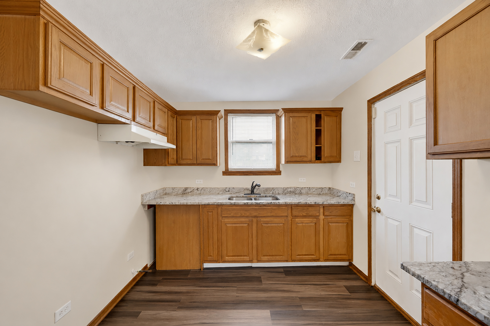 15613 S Homan Avenue, Markham, IL 60428