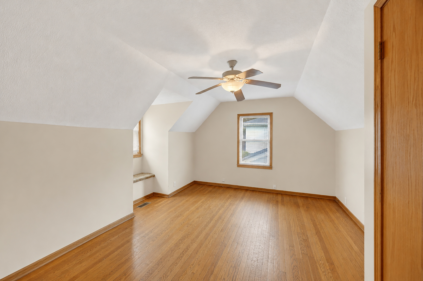15613 S Homan Avenue, Markham, IL 60428