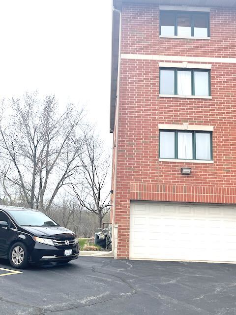 6870 W Winding Trail #302, Oak Forest, IL 60452