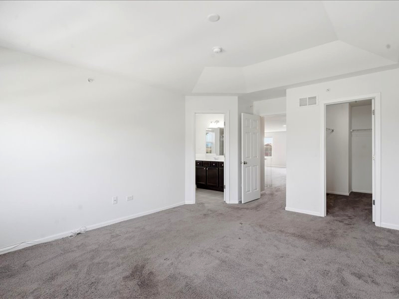 2810 Henley Lane, Naperville, IL 60540