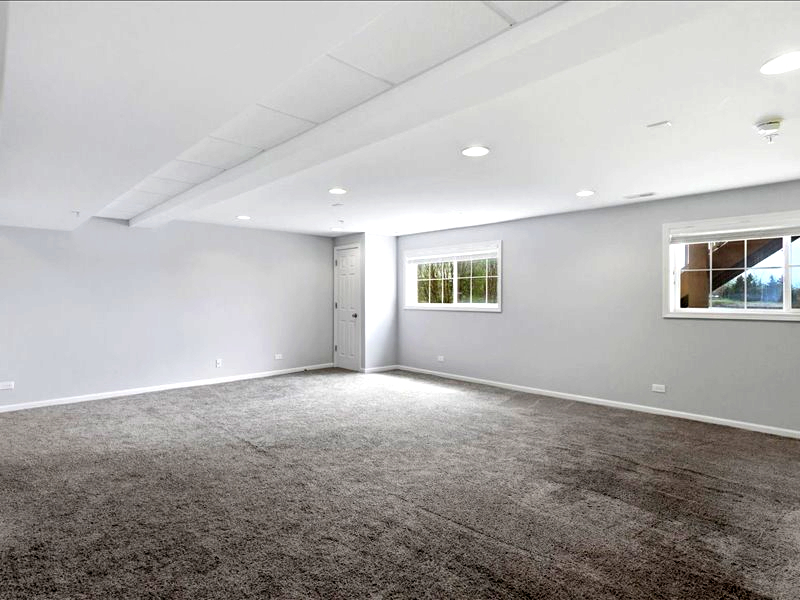 2810 Henley Lane, Naperville, IL 60540