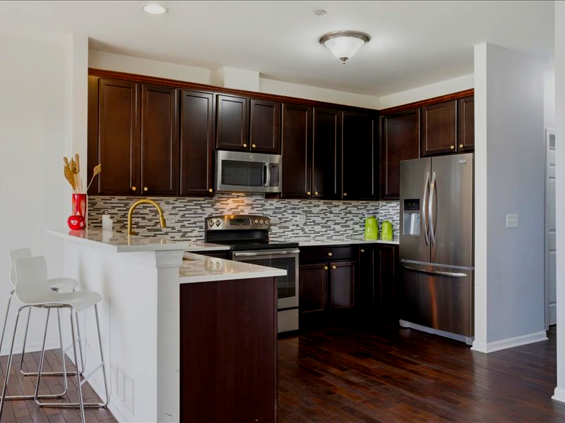 2810 Henley Lane, Naperville, IL 60540