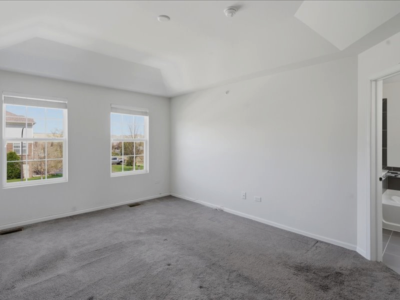 2810 Henley Lane, Naperville, IL 60540