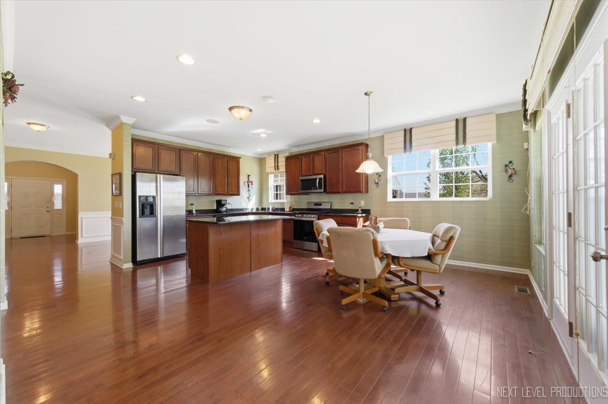 4471 E Millbrook Circle, Yorkville, IL 60560