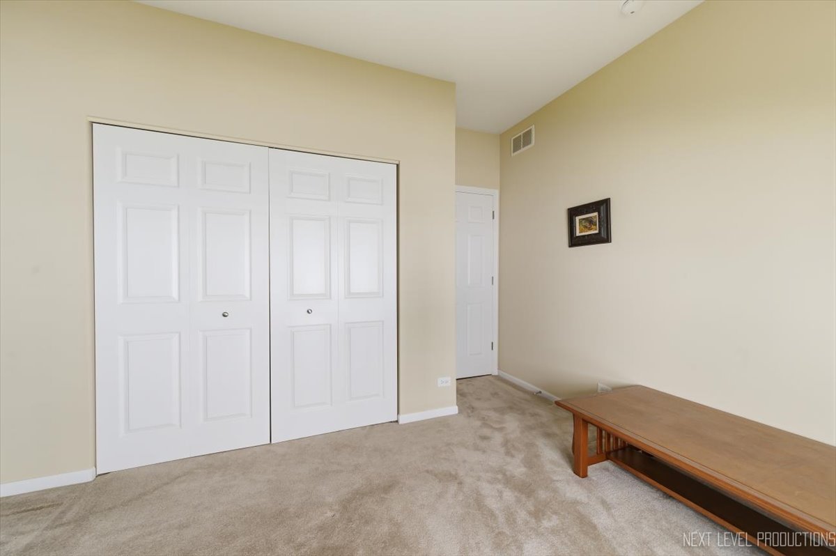 4471 E Millbrook Circle, Yorkville, IL 60560