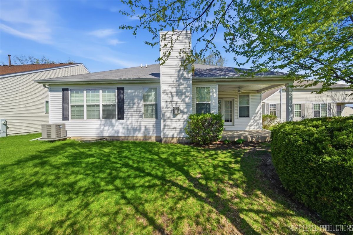 4471 E Millbrook Circle, Yorkville, IL 60560