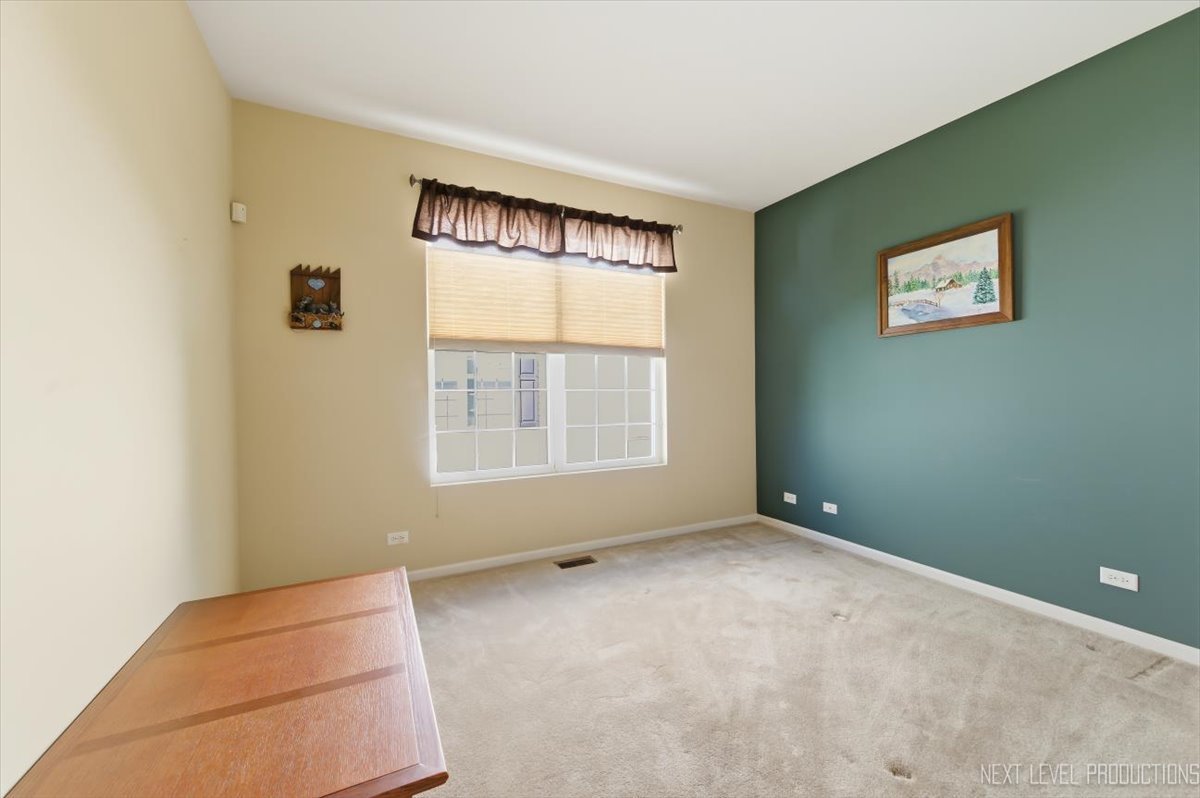 4471 E Millbrook Circle, Yorkville, IL 60560