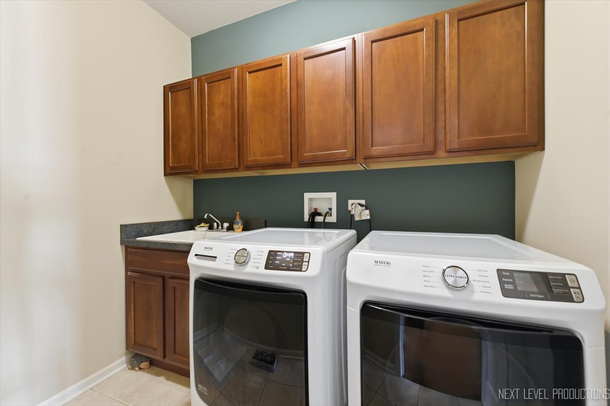 4471 E Millbrook Circle, Yorkville, IL 60560