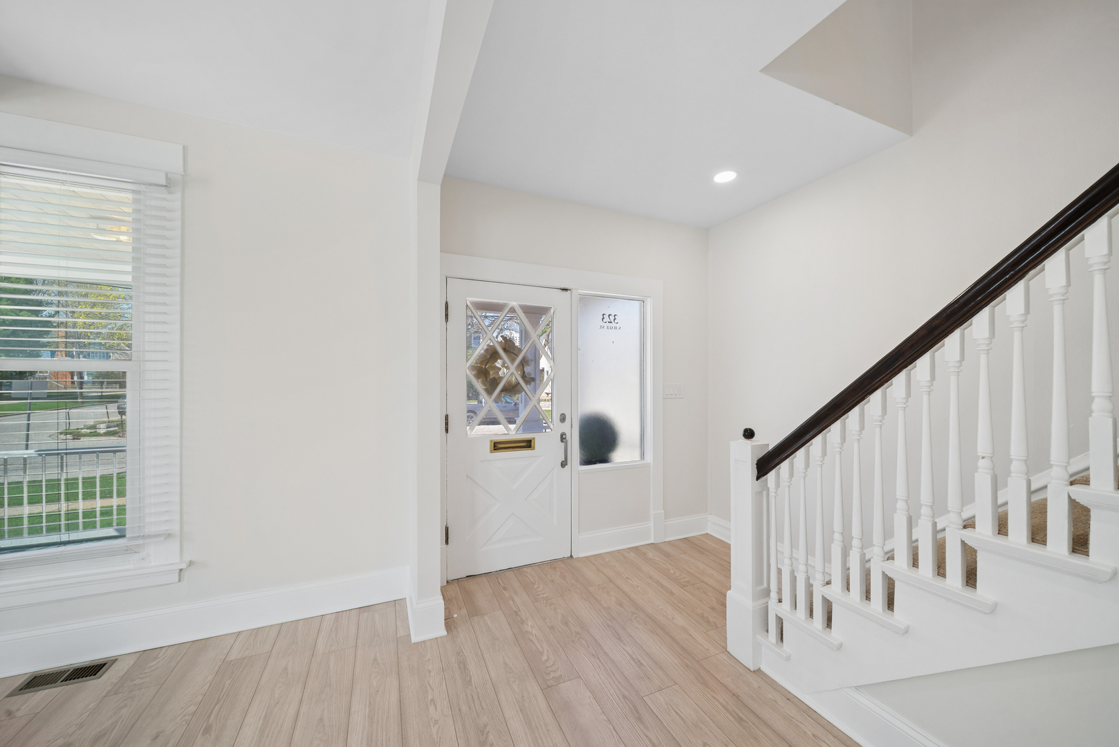 323 S Hale Street, Wheaton, IL 60187