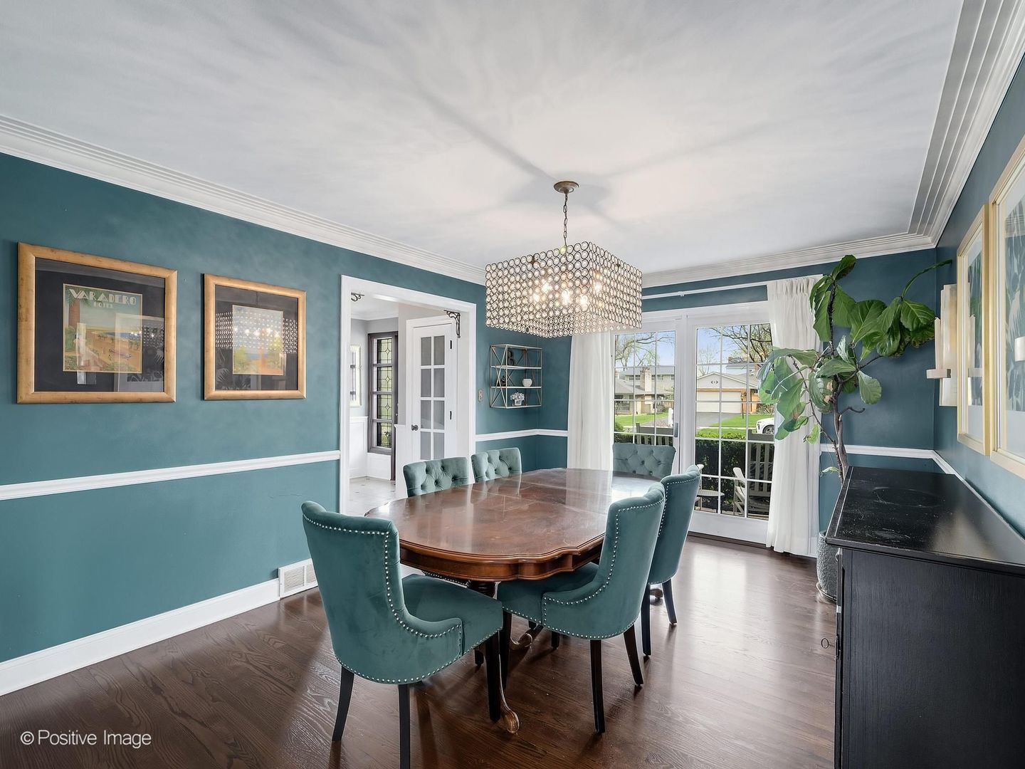 8 Larkspur Lane, Clarendon Hills, IL 60514