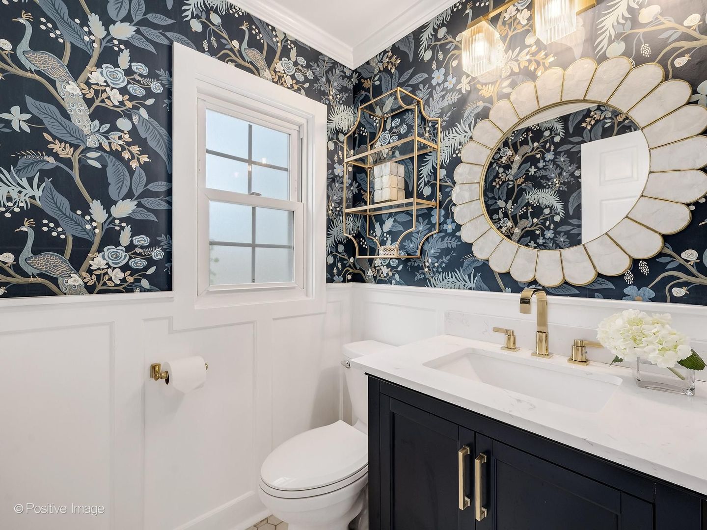 8 Larkspur Lane, Clarendon Hills, IL 60514