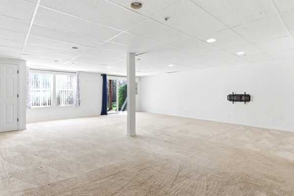 200 Tanglewood Drive, Glen Ellyn, IL 60137