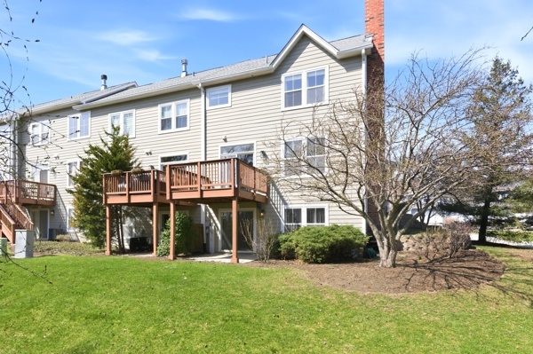 200 Tanglewood Drive, Glen Ellyn, IL 60137