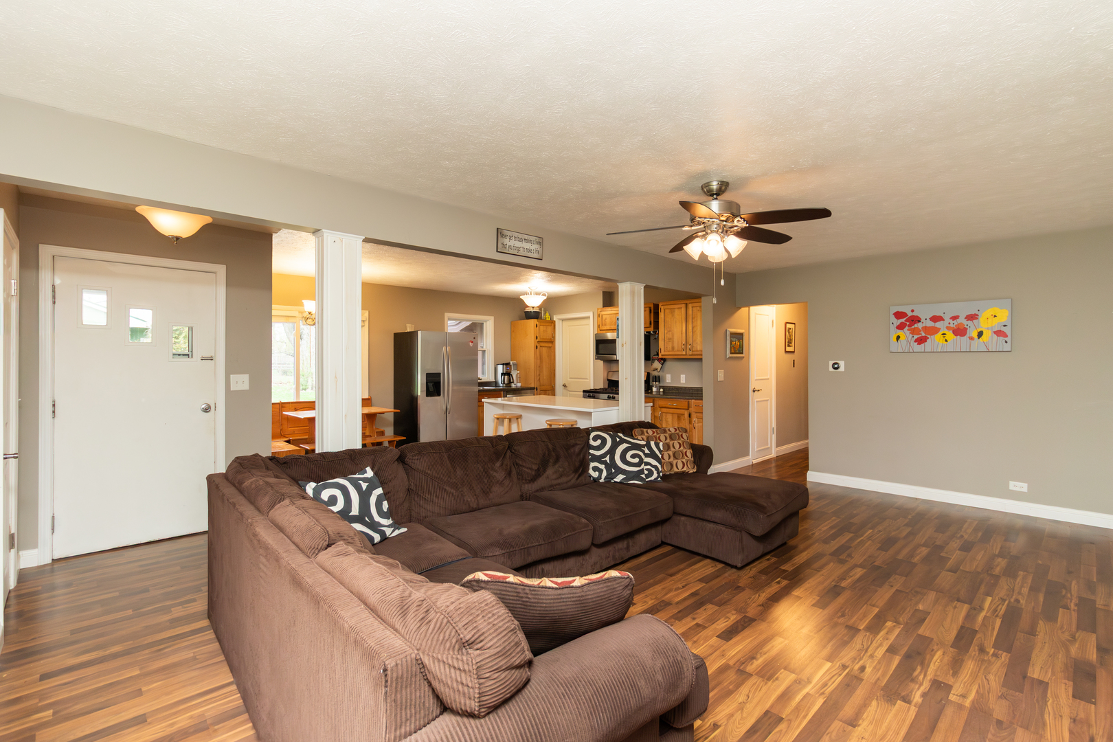 17427 Carver Road, Hudson, IL 61748