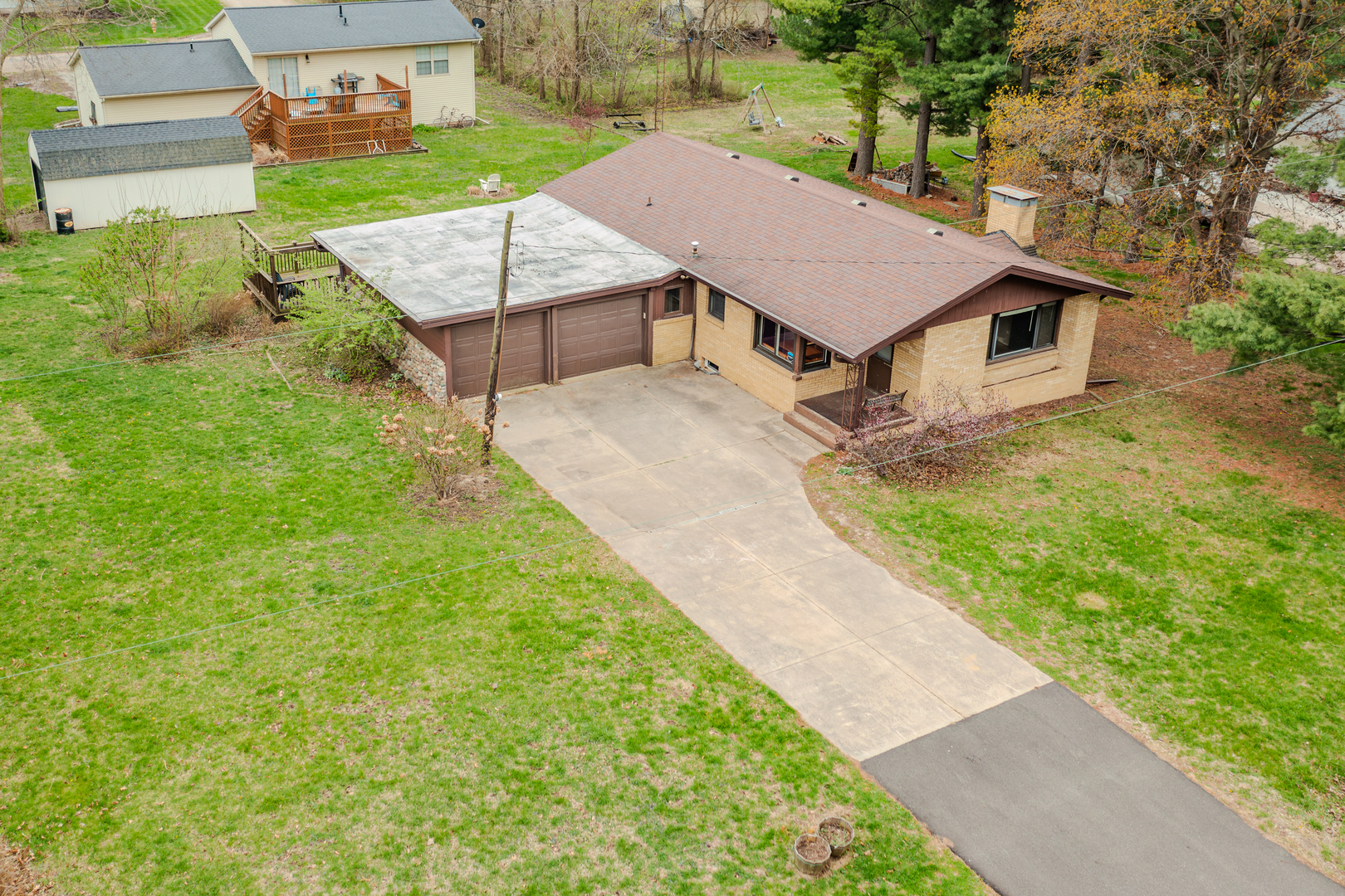 17427 Carver Road, Hudson, IL 61748