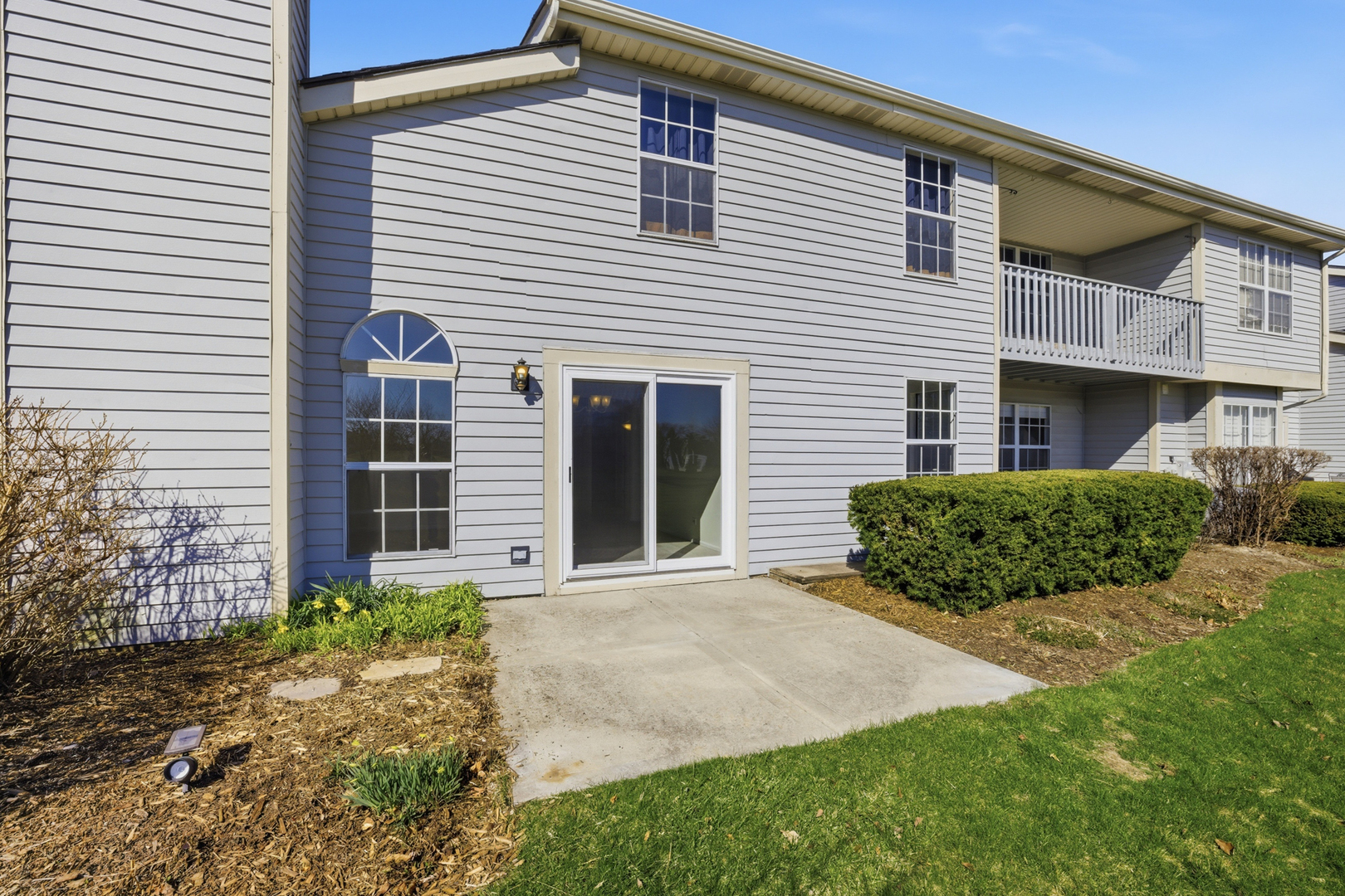 1447 Club Drive #A, Glendale Heights, IL 60139