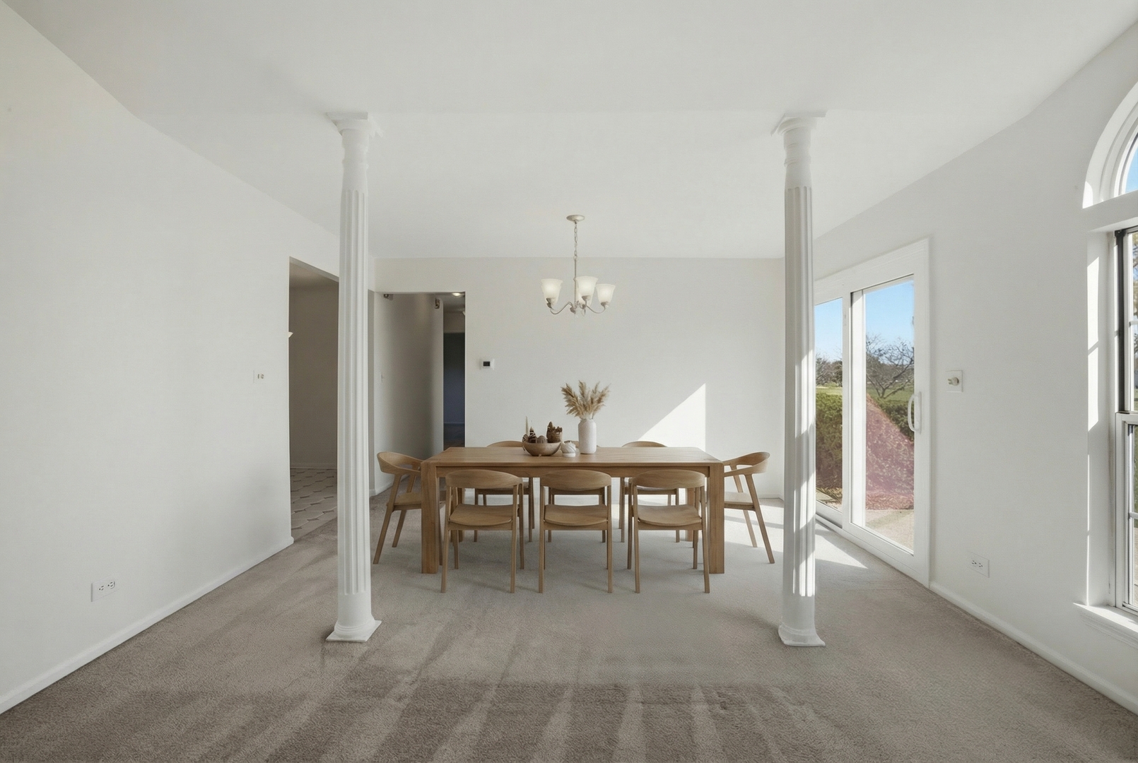 1447 Club Drive #A, Glendale Heights, IL 60139