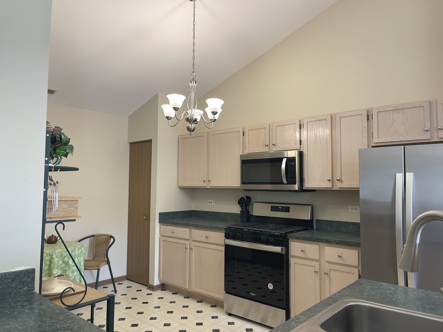 13833 S Balsam Lane #C, Plainfield, IL 60544