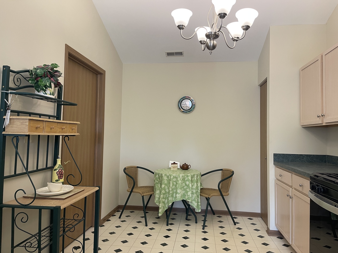 13833 S Balsam Lane #C, Plainfield, IL 60544