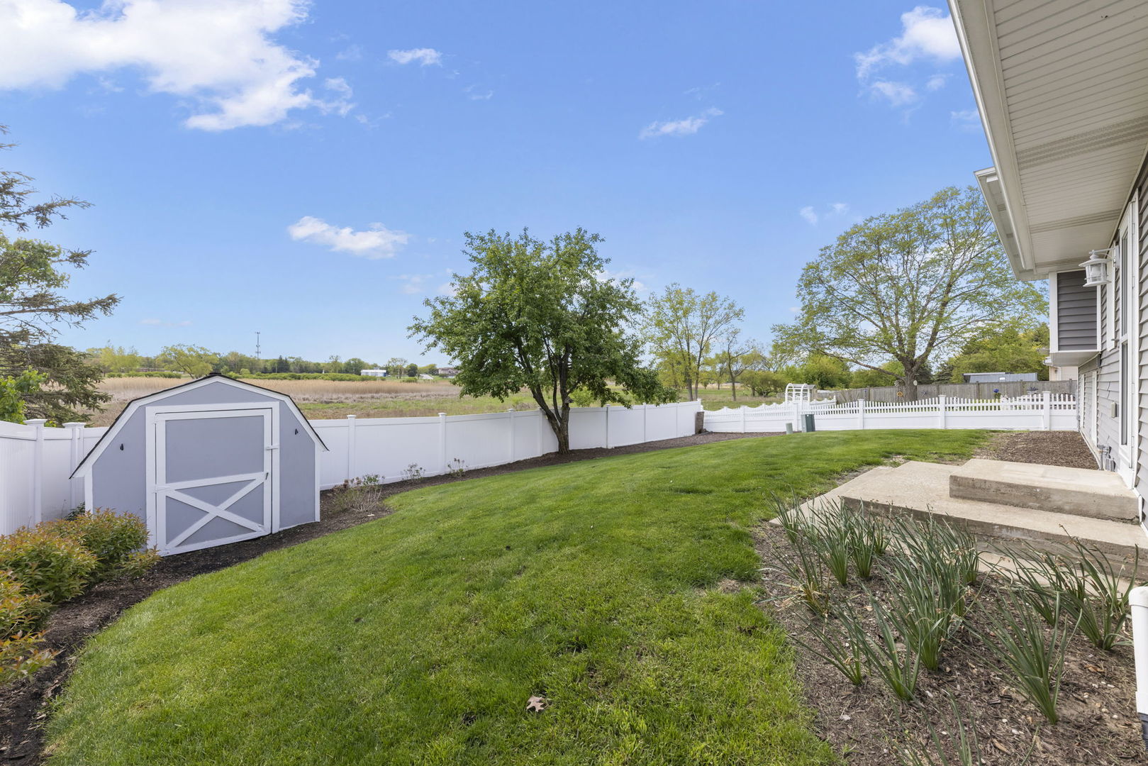 2217 Manico Drive, Crest Hill, IL 60403