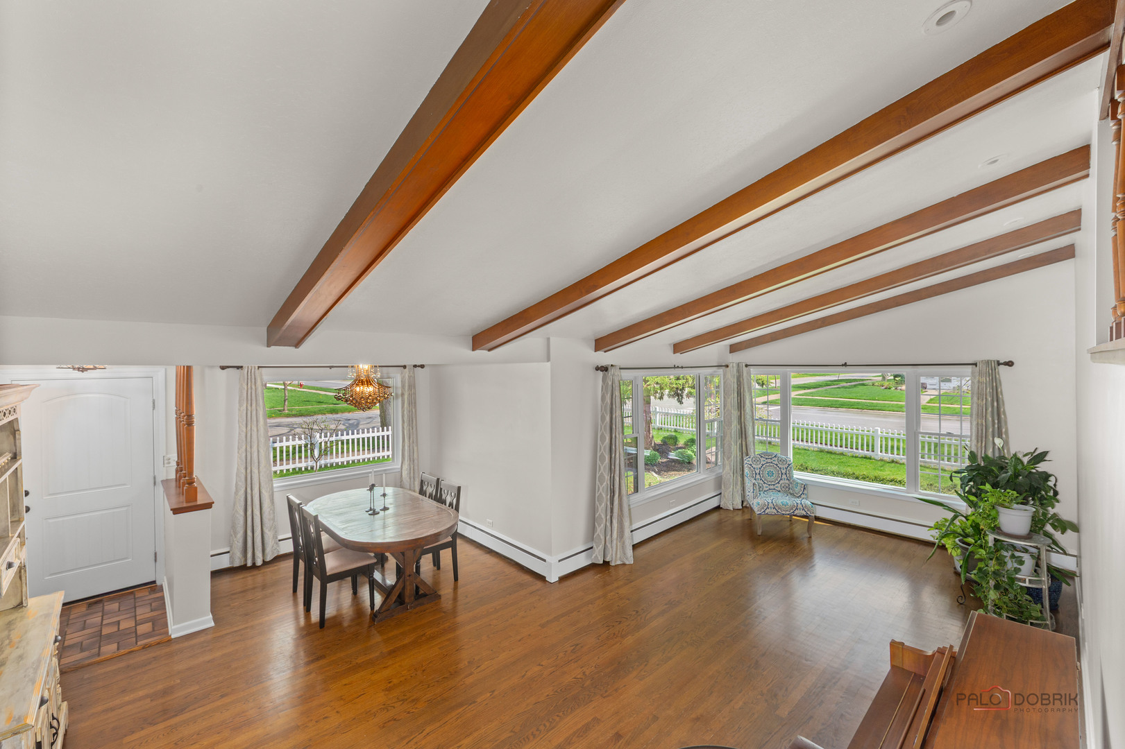 2115 E Miner Street, Arlington Heights, IL 60004