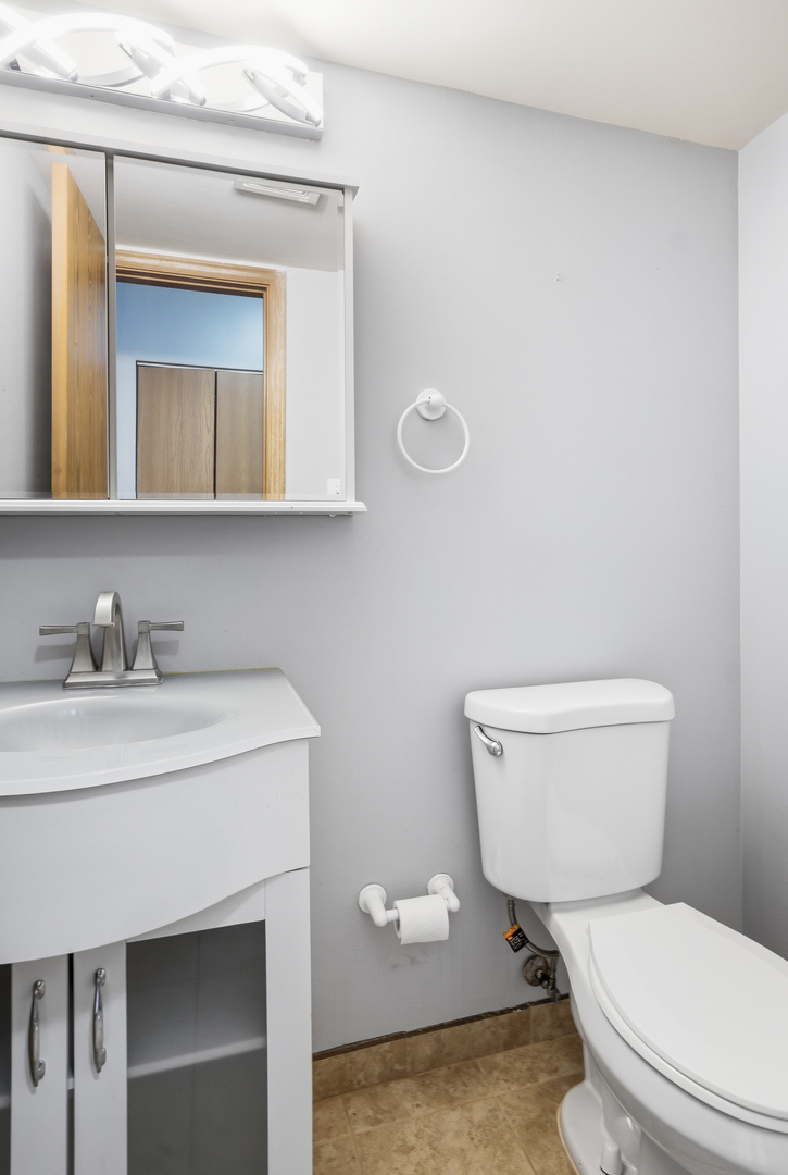 5610 W VON Avenue #A, Monee, IL 60449