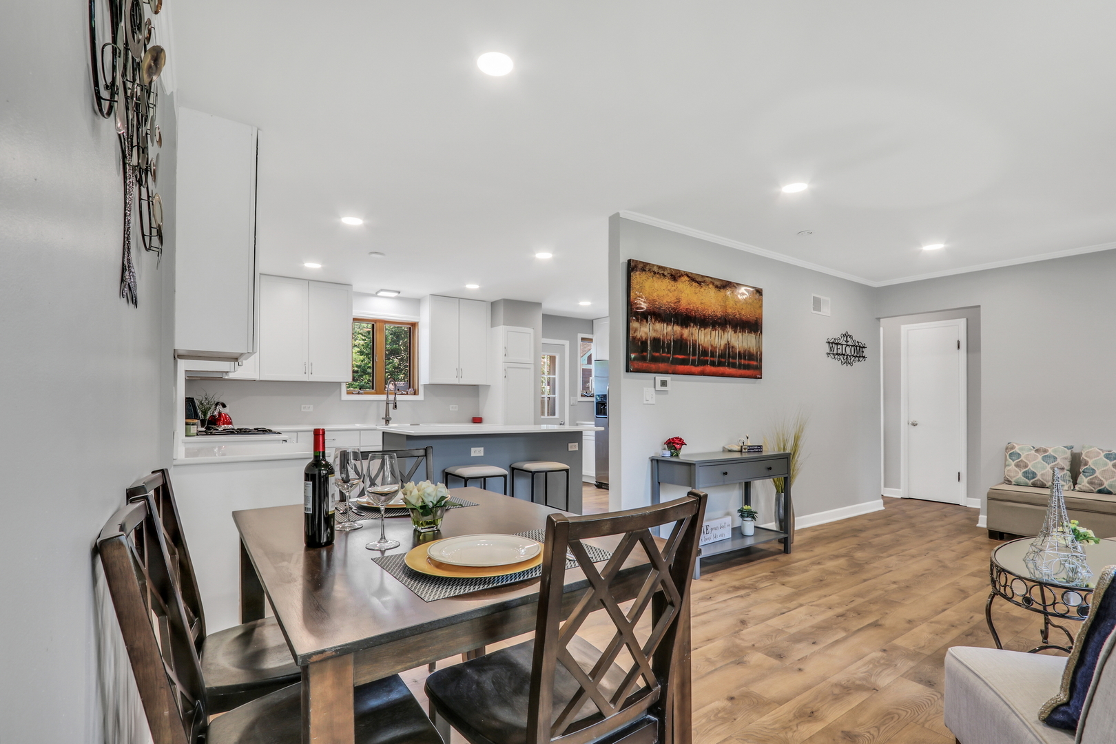 400 Wedgemere Place, Libertyville, IL 60048