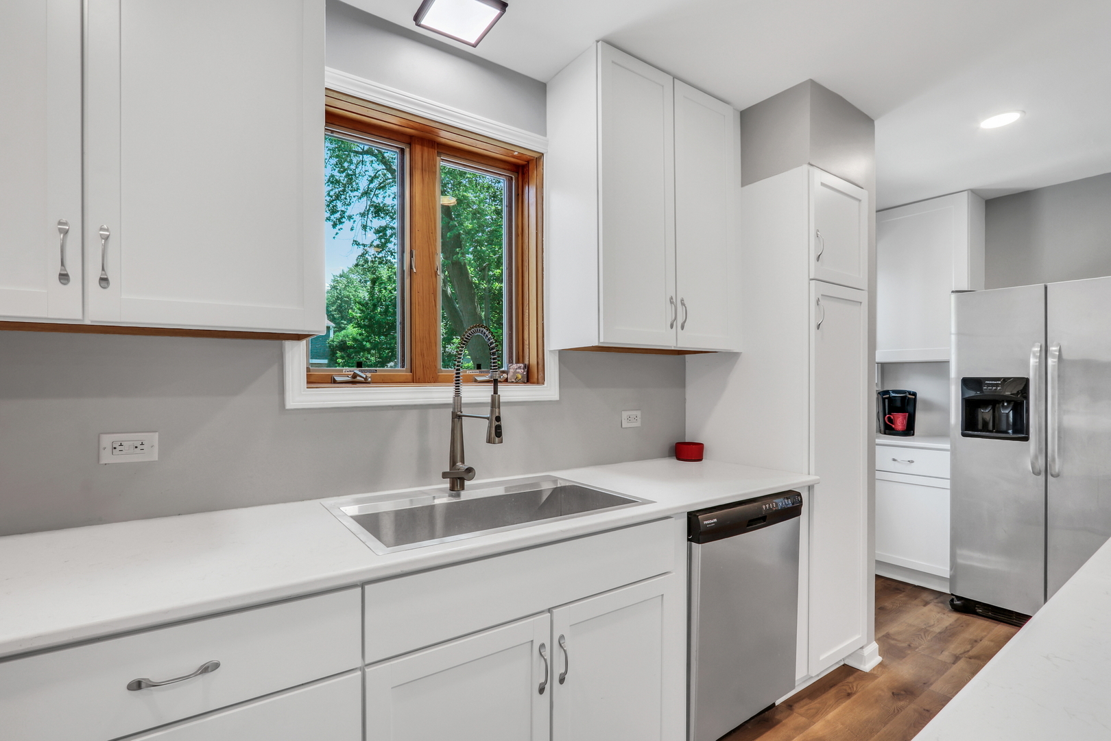 400 Wedgemere Place, Libertyville, IL 60048