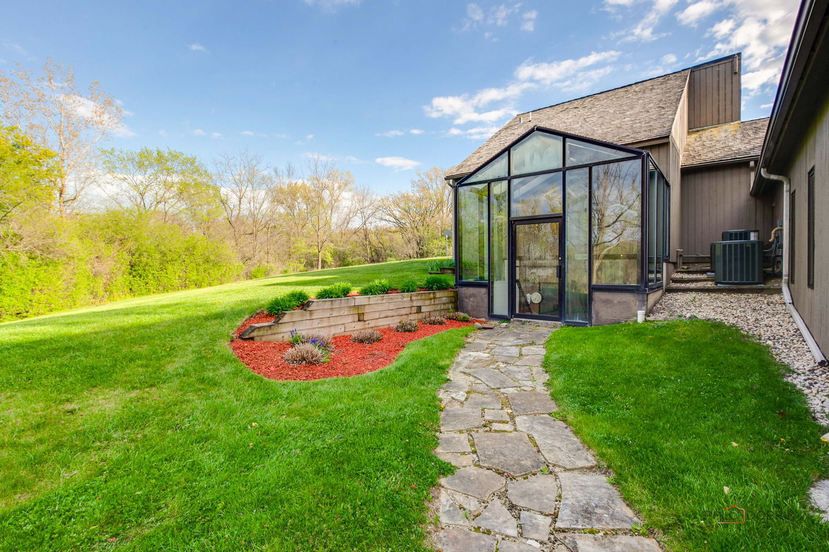 25854 W Nippersink Road, Round Lake, IL 60073