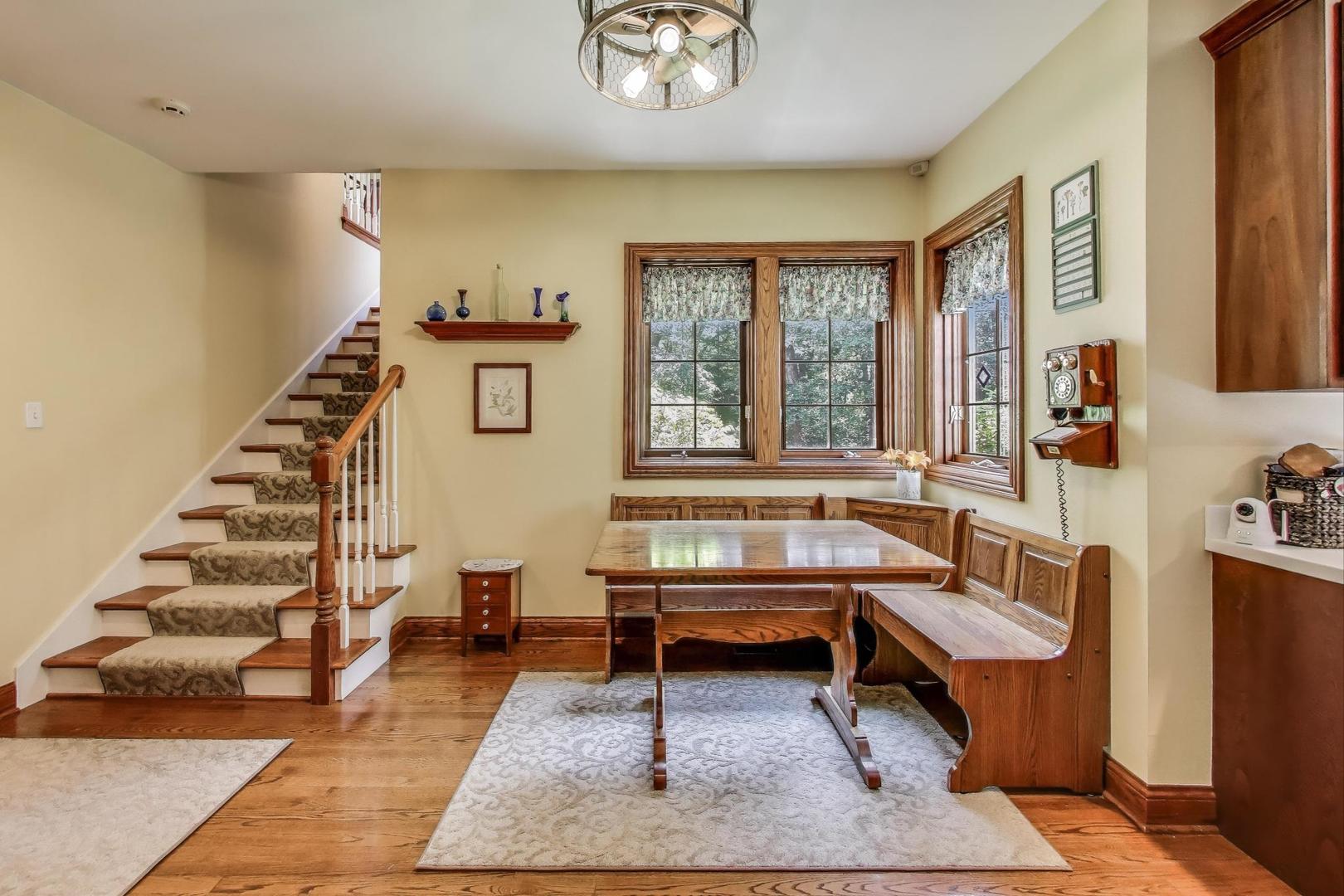 273 Bridlewood Lane, Valparaiso, IN 46385