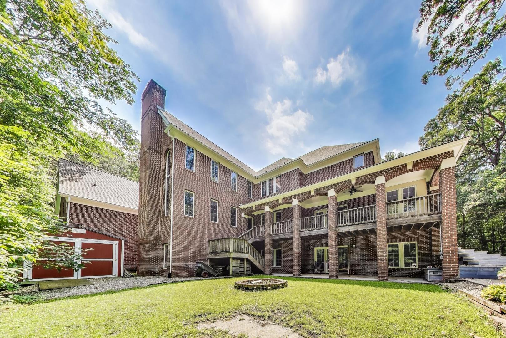 273 Bridlewood Lane, Valparaiso, IN 46385