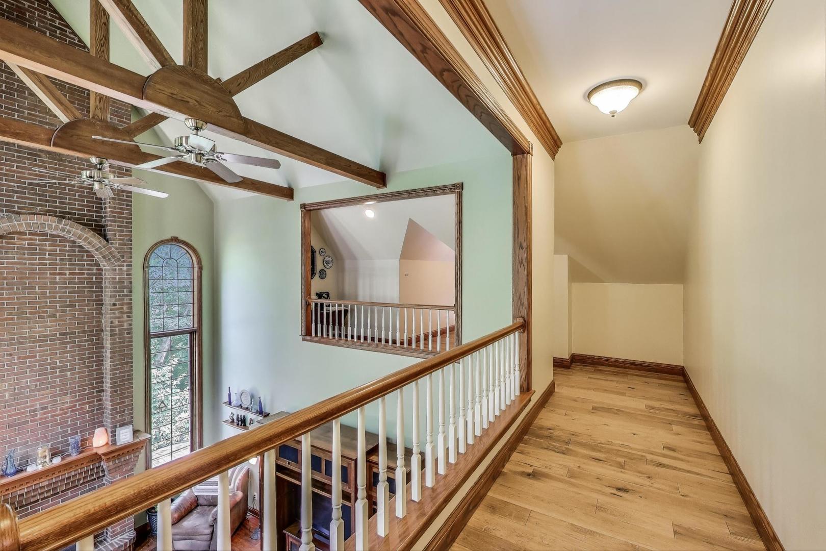 273 Bridlewood Lane, Valparaiso, IN 46385