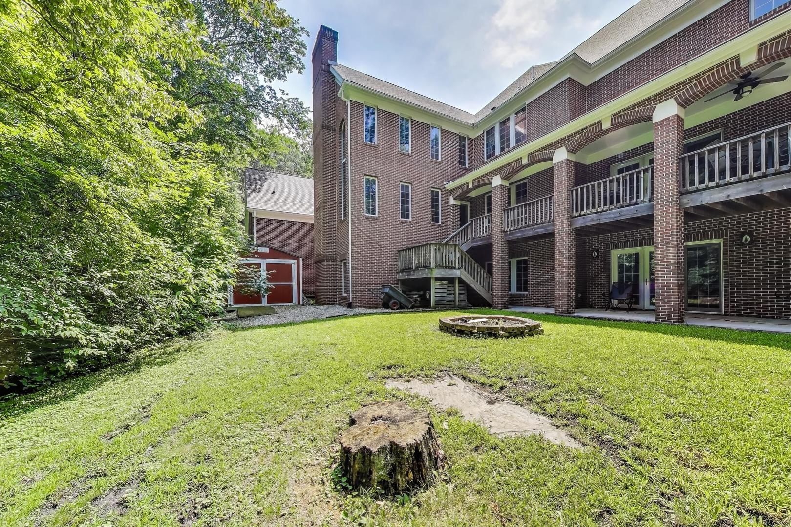 273 Bridlewood Lane, Valparaiso, IN 46385