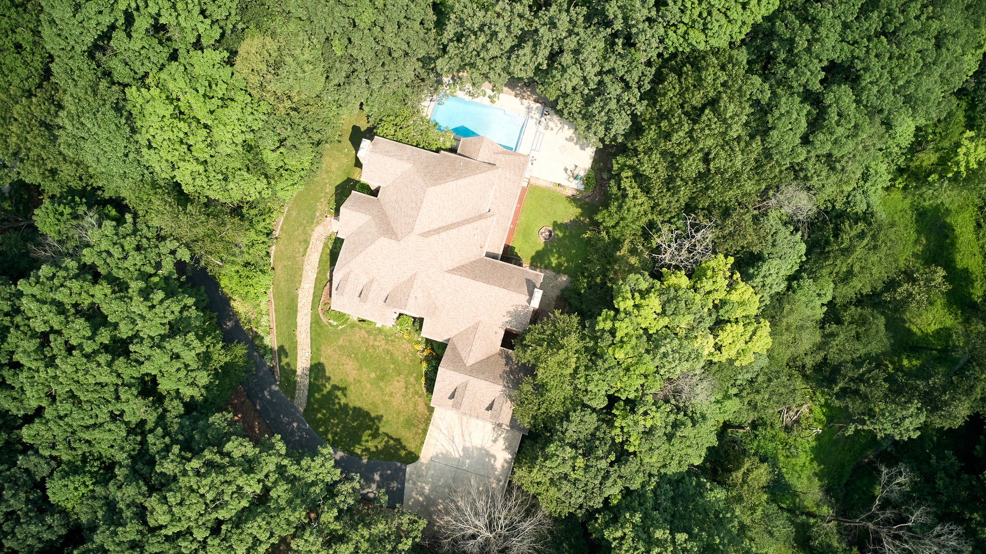 273 Bridlewood Lane, Valparaiso, IN 46385