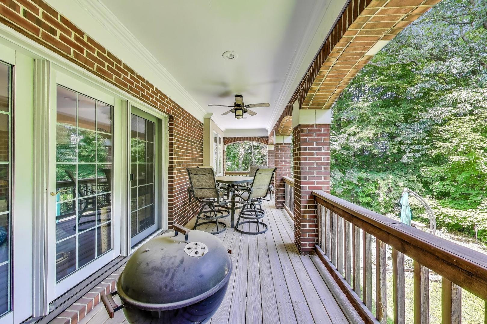 273 Bridlewood Lane, Valparaiso, IN 46385