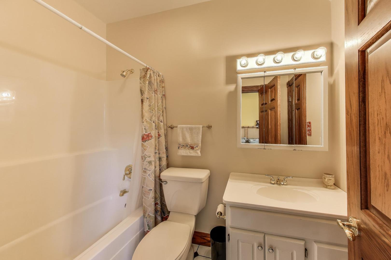 273 Bridlewood Lane, Valparaiso, IN 46385