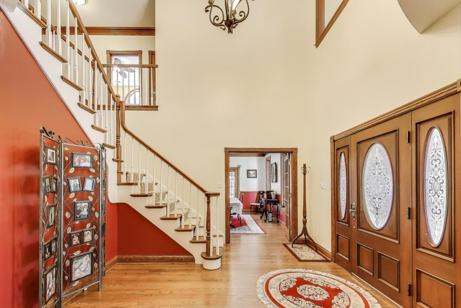 273 Bridlewood Lane, Valparaiso, IN 46385