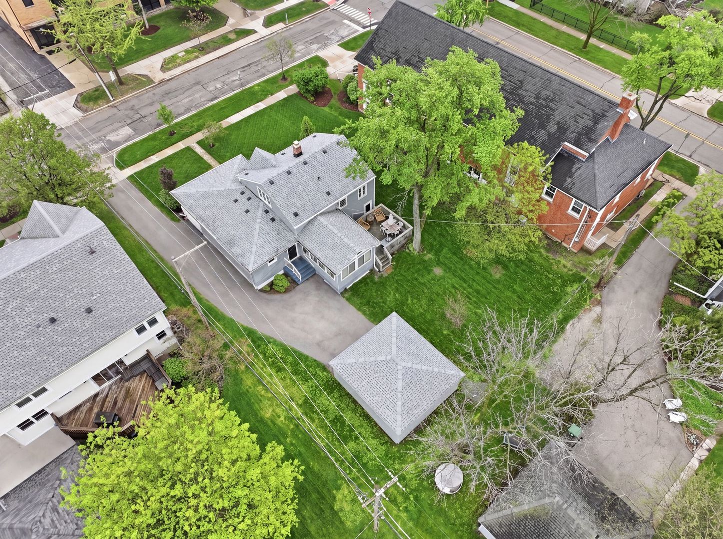 4740 DOUGLAS Road, Downers Grove, IL 60515