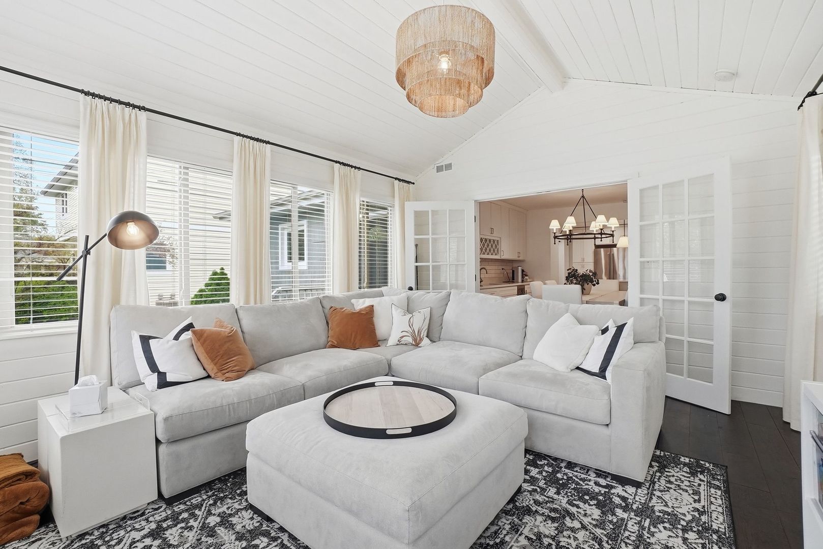 4740 DOUGLAS Road, Downers Grove, IL 60515