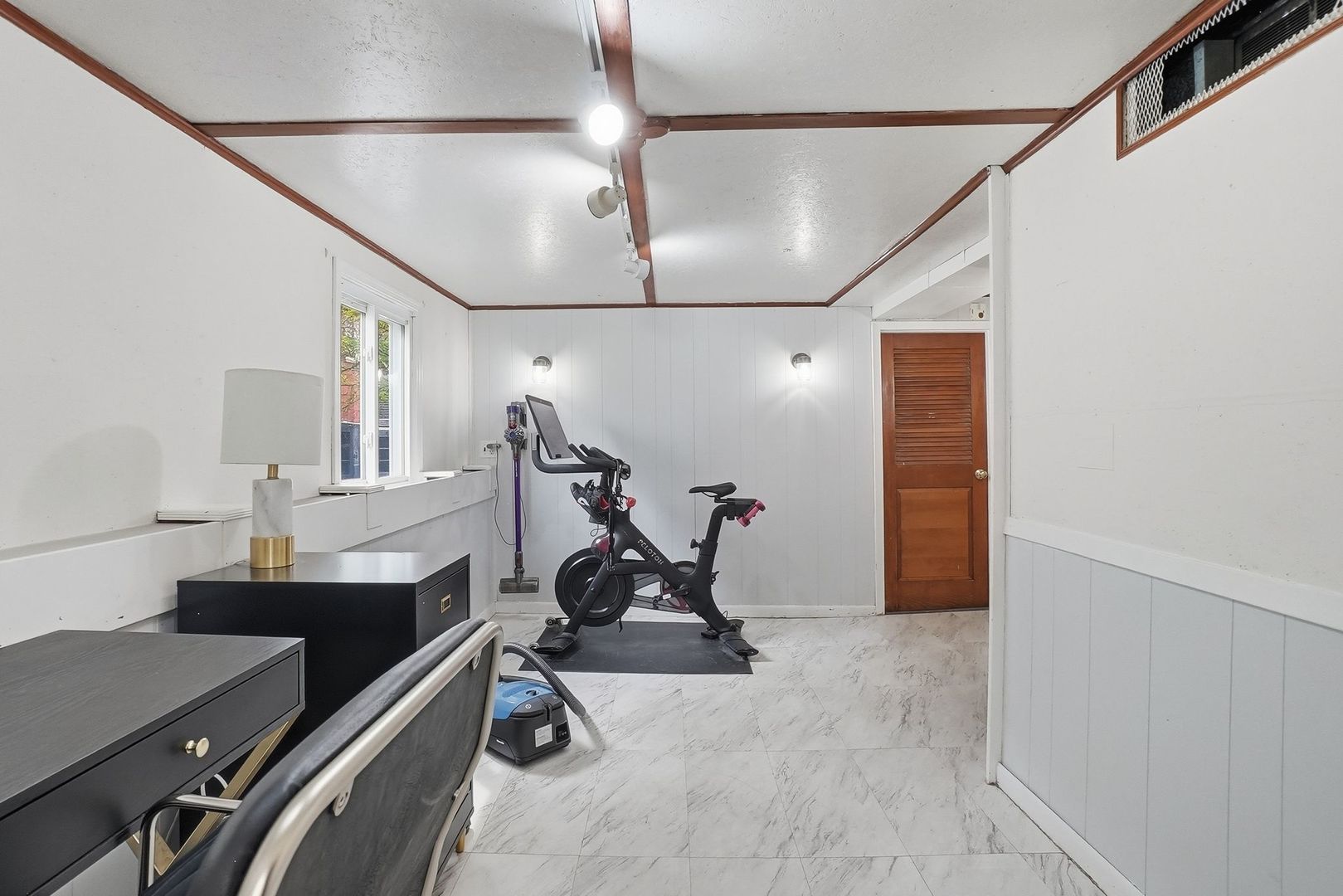 4740 DOUGLAS Road, Downers Grove, IL 60515