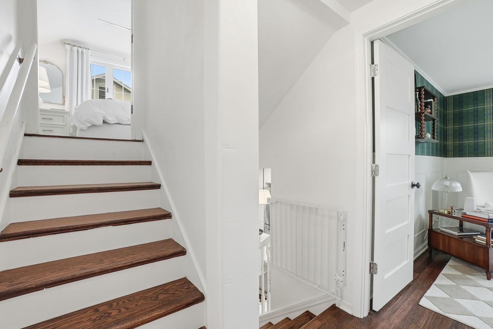 4740 DOUGLAS Road, Downers Grove, IL 60515