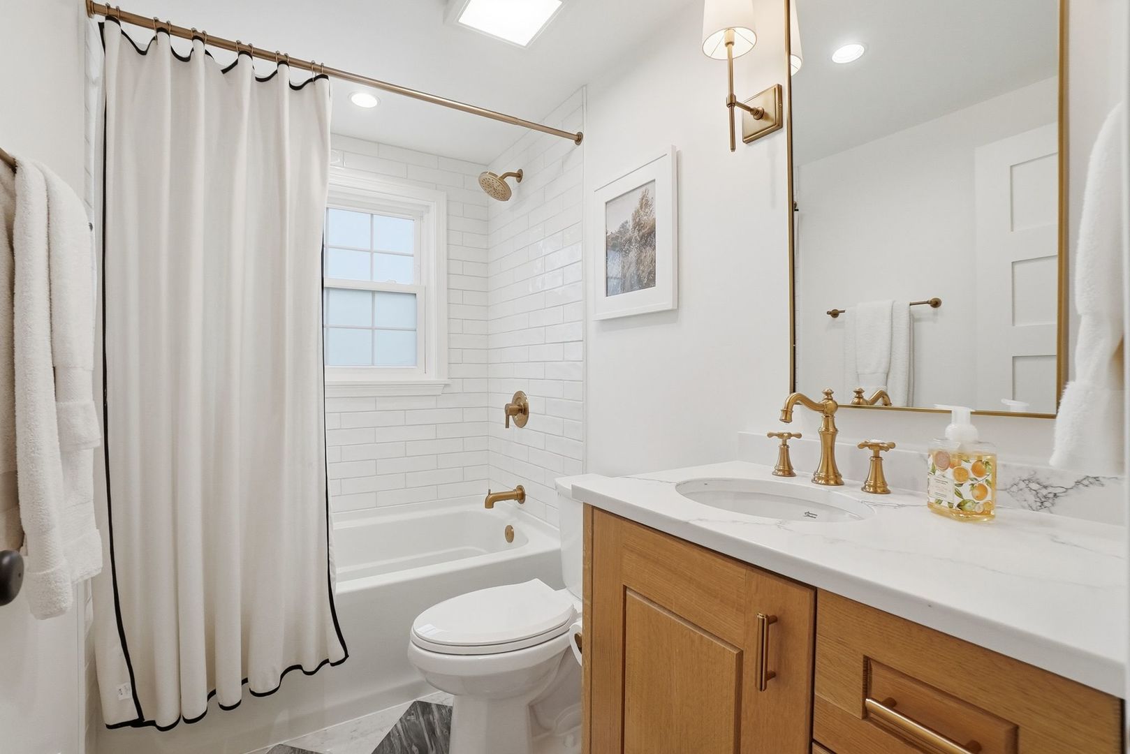 4740 DOUGLAS Road, Downers Grove, IL 60515