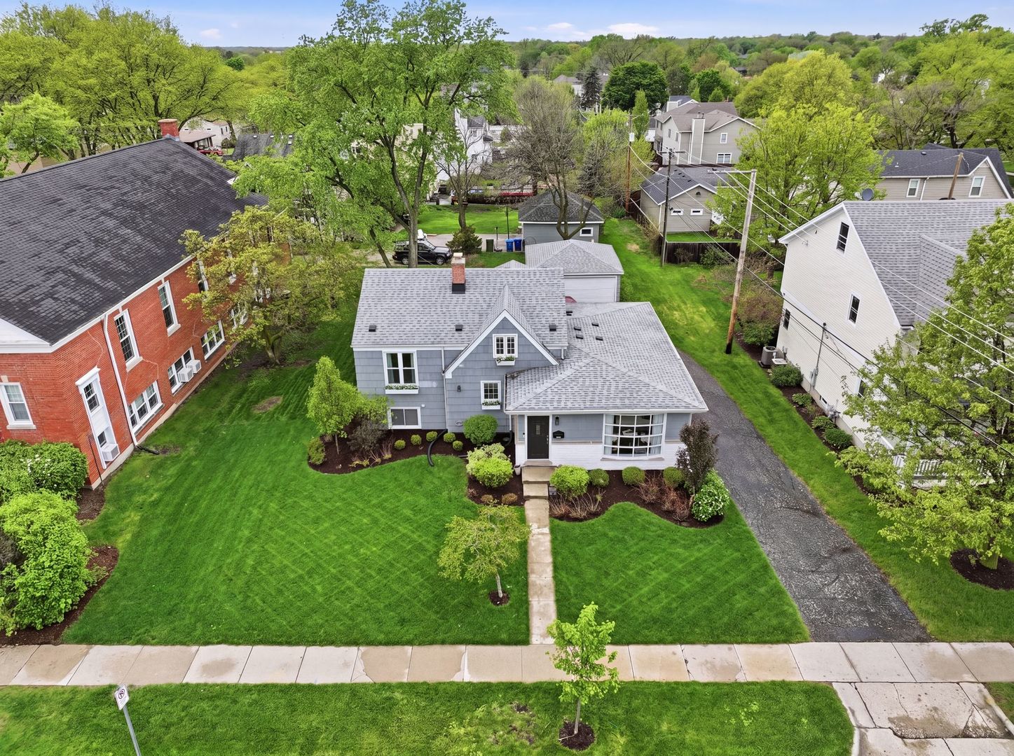 4740 DOUGLAS Road, Downers Grove, IL 60515