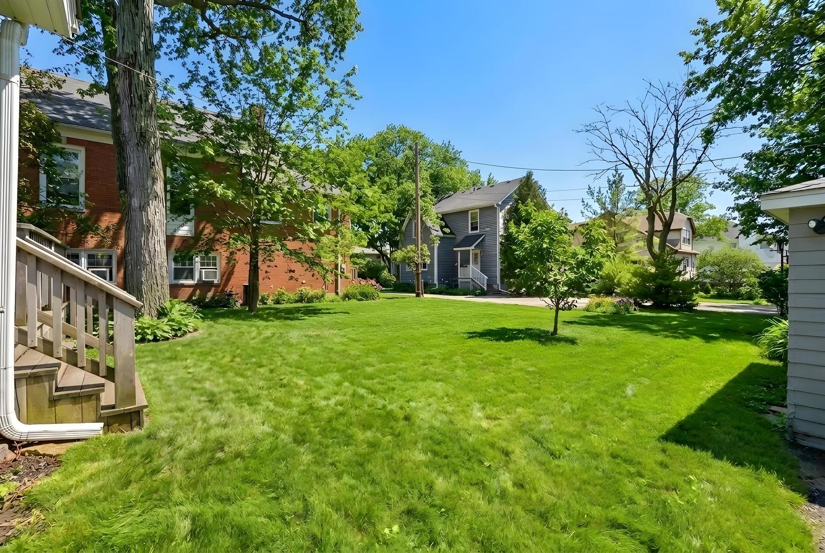 4740 DOUGLAS Road, Downers Grove, IL 60515