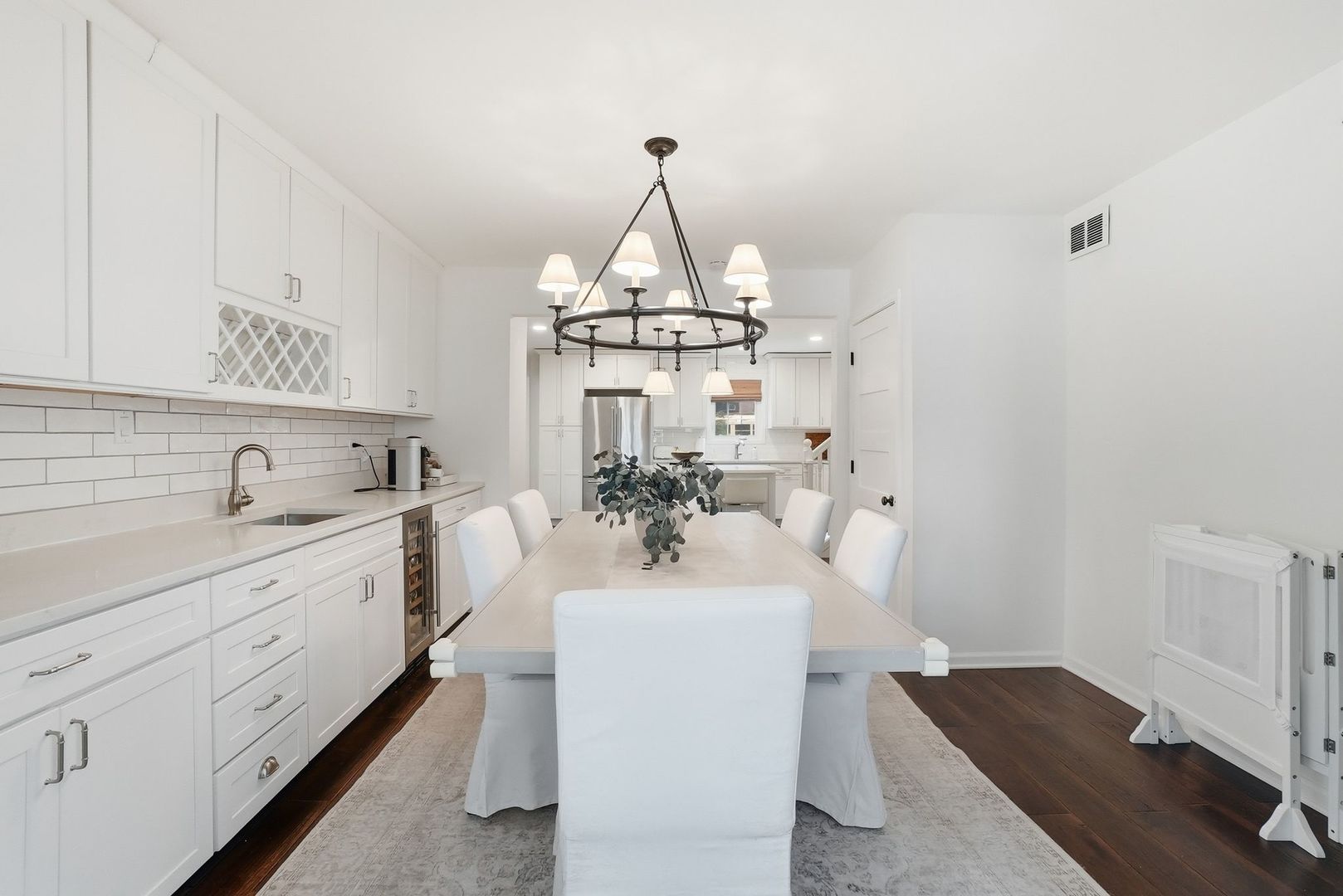 4740 DOUGLAS Road, Downers Grove, IL 60515