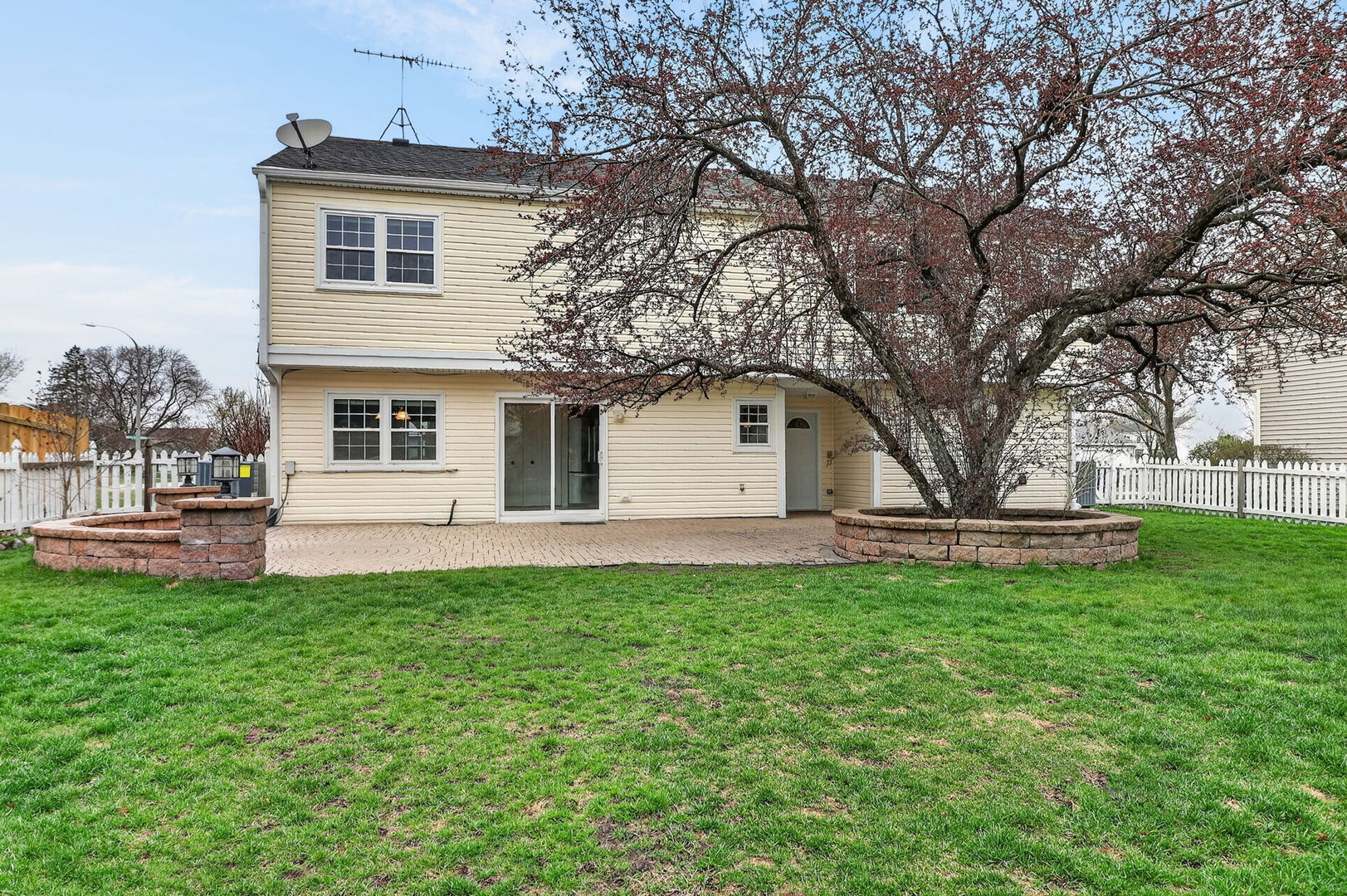 30W251 Mack Road, Warrenville, IL 60555