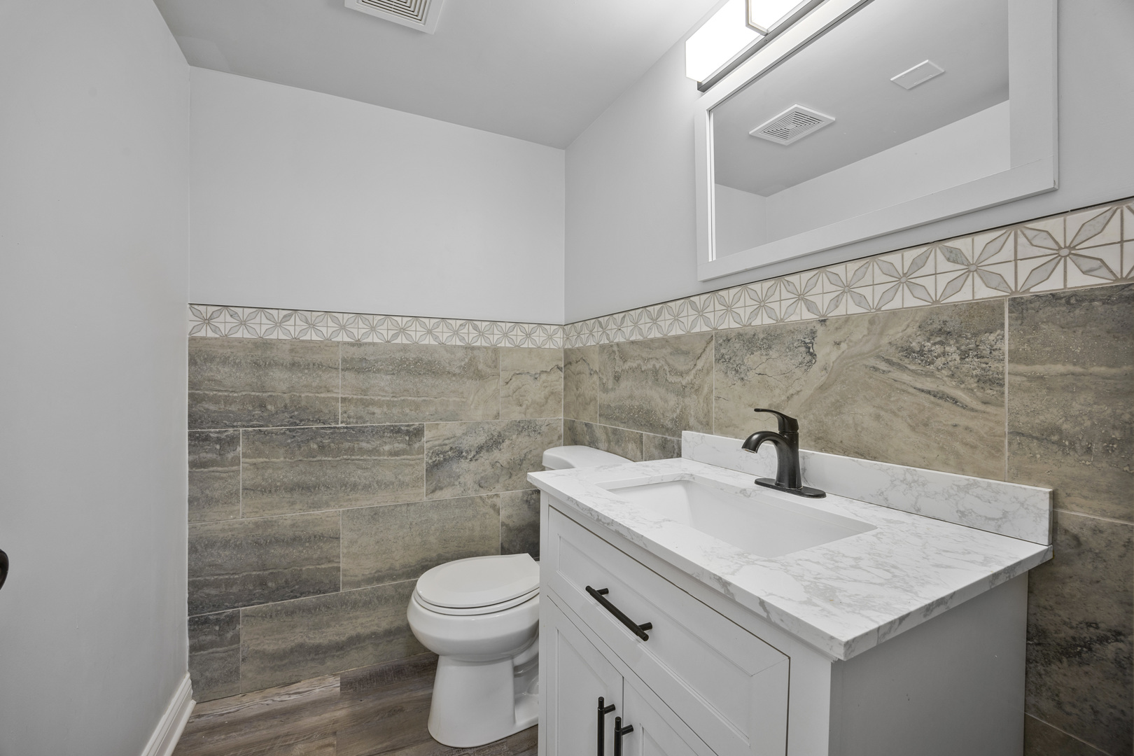 9520 S Yale Avenue, Chicago, IL 60628