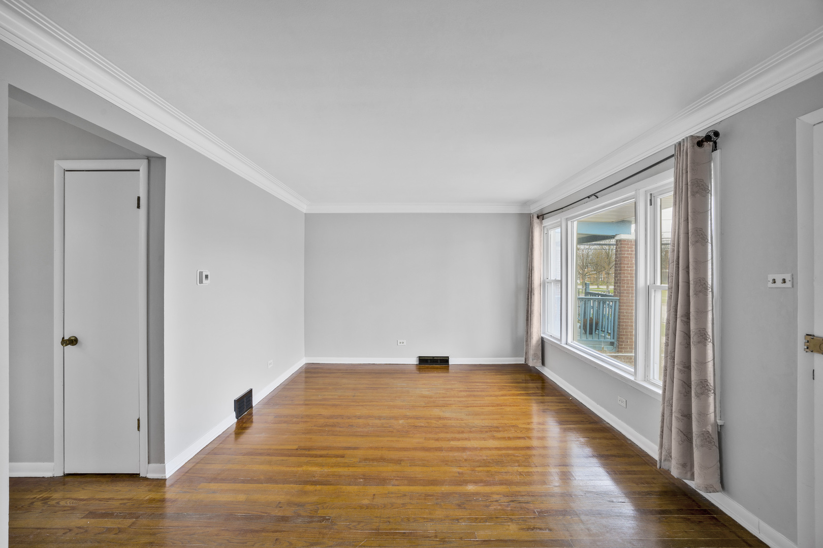 9520 S Yale Avenue, Chicago, IL 60628