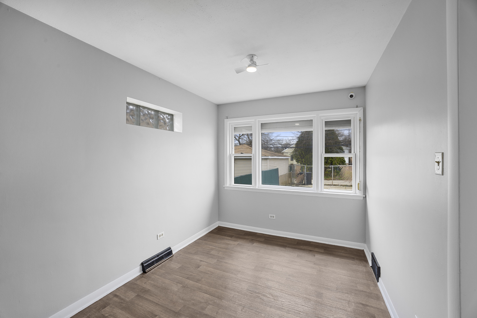 9520 S Yale Avenue, Chicago, IL 60628