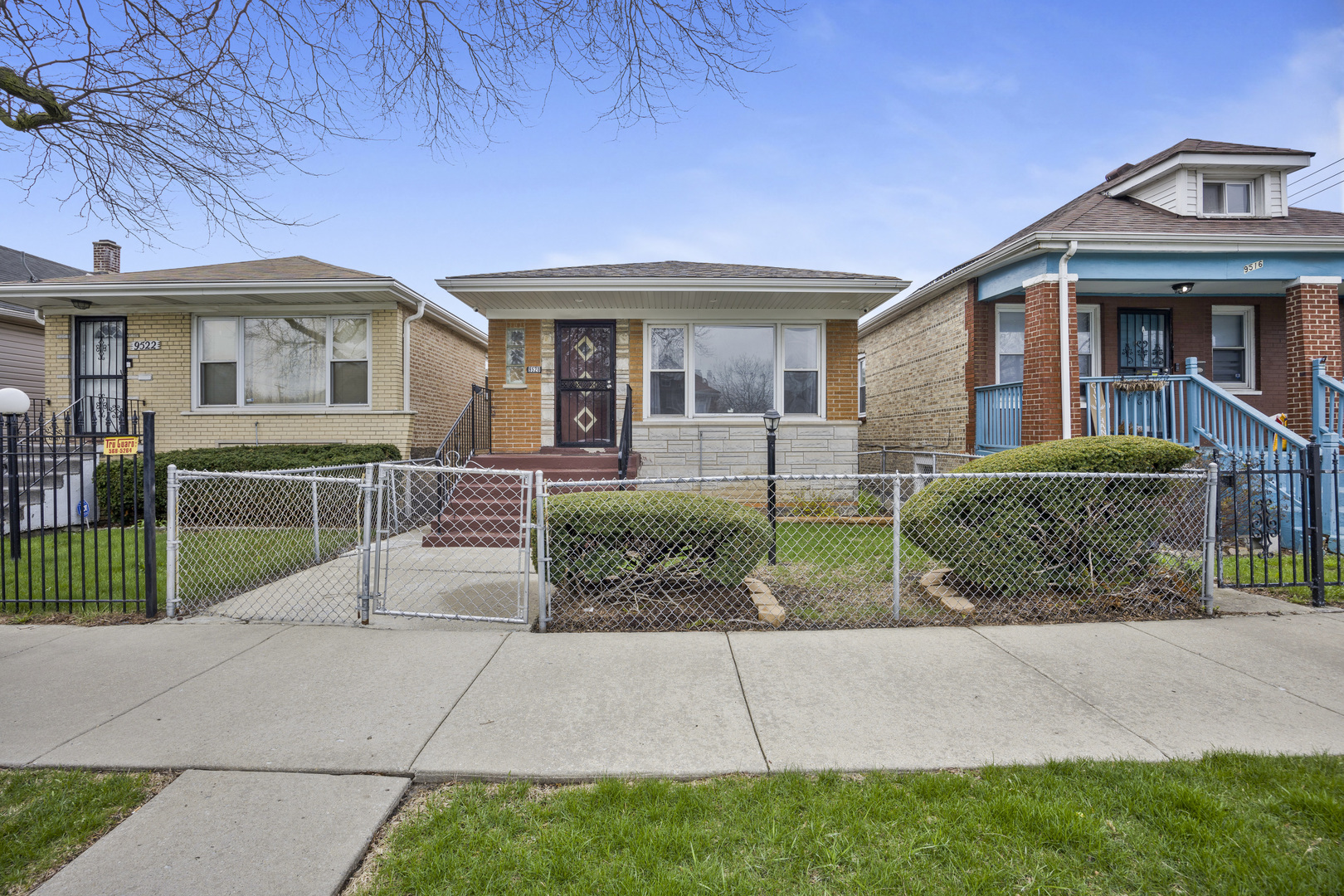 9520 S Yale Avenue, Chicago, IL 60628